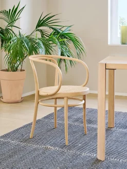 Thonet Spisebordsstole<209 Armstol, bøg fra