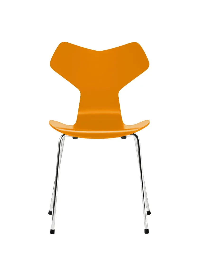 Fritz Hansen Spisebordsstole<3130 Grand Prix stol lakeret af Arne Jacobsen
