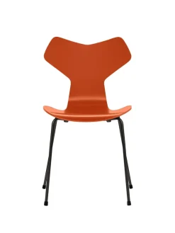 Fritz Hansen Spisebordsstole<3130 Grand Prix stol lakeret af Arne Jacobsen