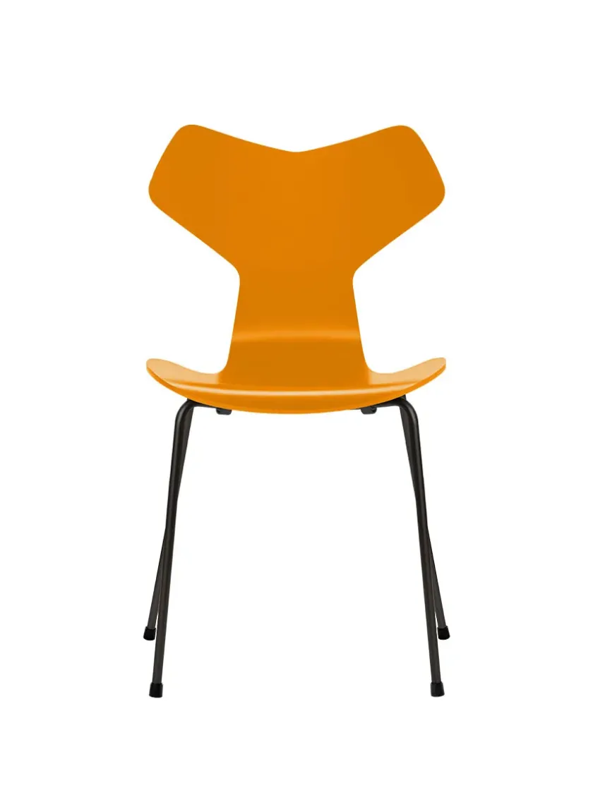 Fritz Hansen Spisebordsstole<3130 Grand Prix stol lakeret af Arne Jacobsen