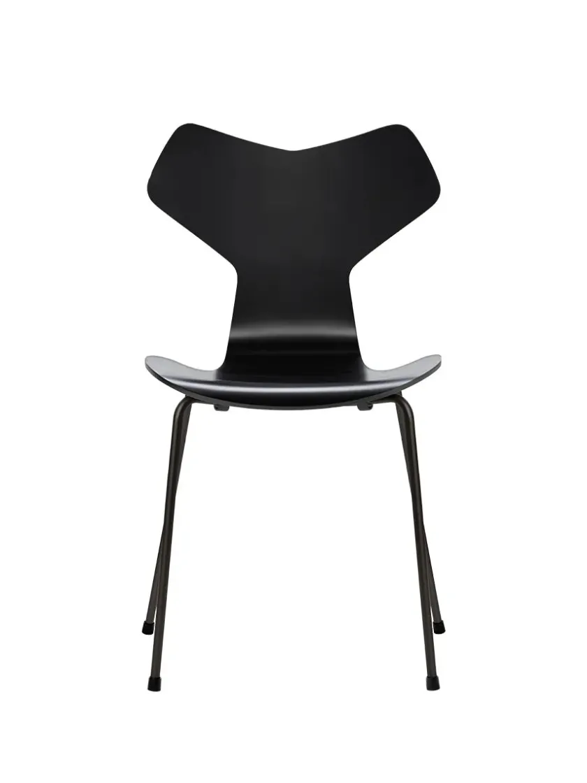 Fritz Hansen Spisebordsstole<3130 Grand Prix stol lakeret af Arne Jacobsen
