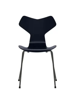 Fritz Hansen Spisebordsstole<3130 Grand Prix stol lakeret af Arne Jacobsen
