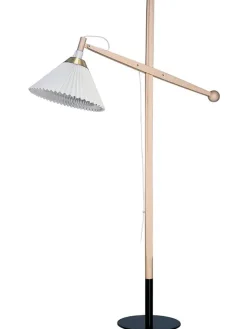 Le Klint Gulvlamper|Spots<325 Gulvlampe fra