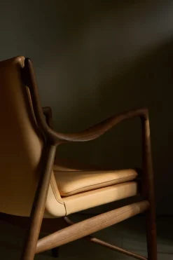 House of Finn Juhl Loungestole|Lænestole<45 Lænestol, eg olie af Finn Juhl