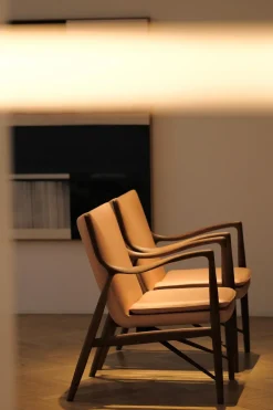 House of Finn Juhl Loungestole|Lænestole<45 Lænestol, eg olie af Finn Juhl