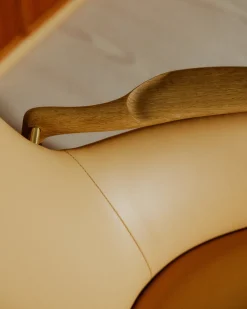 House of Finn Juhl Lænestole<53 Lænestol, valnød af Finn Juhl