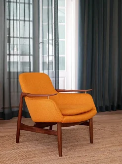 House of Finn Juhl Lænestole<53 Lænestol, valnød af Finn Juhl