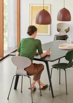 Fritz Hansen Spisebordsstole<3101 Myren Stol i farvet ask af Arne Jacobsen