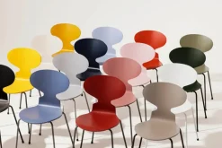 Fritz Hansen Spisebordsstole<3101 Myren Stol lakeret af Arne Jacobsen