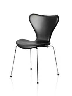 Fritz Hansen Spisebordsstole<3107 Serie 7, fuldpolstret af Arne Jacobsen