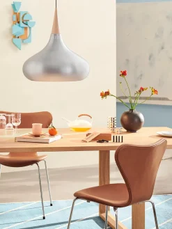 Fritz Hansen Spisebordsstole<3107 Serie 7, fuldpolstret af Arne Jacobsen