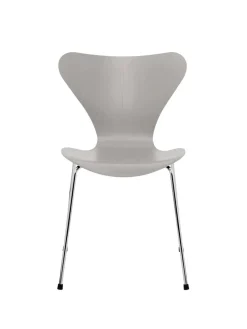 Fritz Hansen Spisebordsstole<3107 Serie 7 stol i farvet ask af Arne Jacobsen