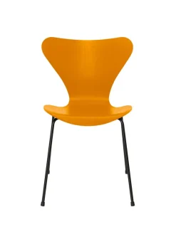 Fritz Hansen Spisebordsstole<3107 Serie 7 stol i farvet ask af Arne Jacobsen