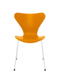 Fritz Hansen Spisebordsstole<3107 Serie 7 stol i farvet ask af Arne Jacobsen