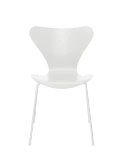 Fritz Hansen Spisebordsstole<3107 Serie 7 stol i farvet ask af Arne Jacobsen