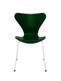 Fritz Hansen Spisebordsstole<3107 Serie 7 stol i farvet ask af Arne Jacobsen
