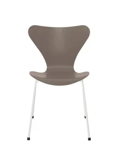 Fritz Hansen Spisebordsstole<3107 Serie 7 stol i farvet ask af Arne Jacobsen
