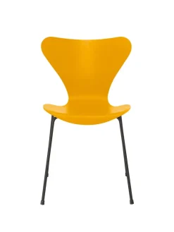 Fritz Hansen Spisebordsstole<3107 Serie 7 stol i farvet ask af Arne Jacobsen