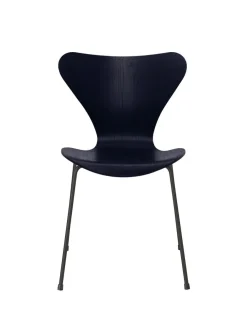Fritz Hansen Spisebordsstole<3107 Serie 7 stol i farvet ask af Arne Jacobsen