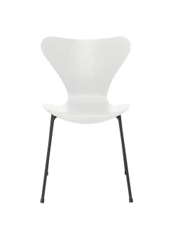 Fritz Hansen Spisebordsstole<3107 Serie 7 stol i farvet ask af Arne Jacobsen