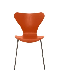 Fritz Hansen Spisebordsstole<3107 Serie 7 stol i farvet ask af Arne Jacobsen