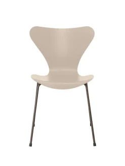 Fritz Hansen Spisebordsstole<3107 Serie 7 stol i farvet ask af Arne Jacobsen