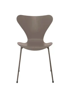 Fritz Hansen Spisebordsstole<3107 Serie 7 stol i farvet ask af Arne Jacobsen