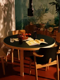Artek Spiseborde<Aalto Table Round, Ø75 cm fra