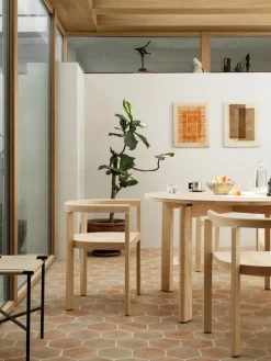 Fritz Hansen Spisebordsstole<After Chair, ash fra