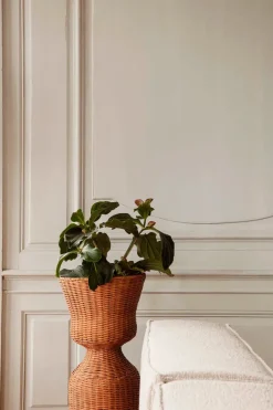 Ferm Living Vaser<Agnes Plant Stand, tall fra