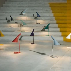 Louis Poulsen Skrivebordslamper|Spots<AJ bordlampe fra