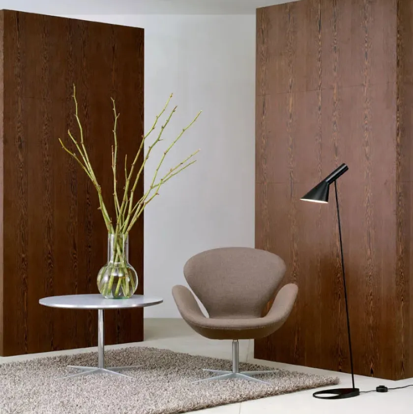 Louis Poulsen Gulvlamper|Spots<AJ Gulvlampe fra