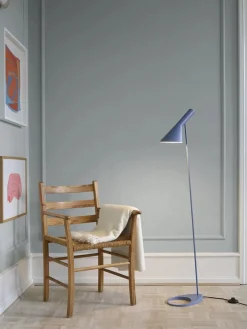 Louis Poulsen Gulvlamper|Spots<AJ Gulvlampe fra