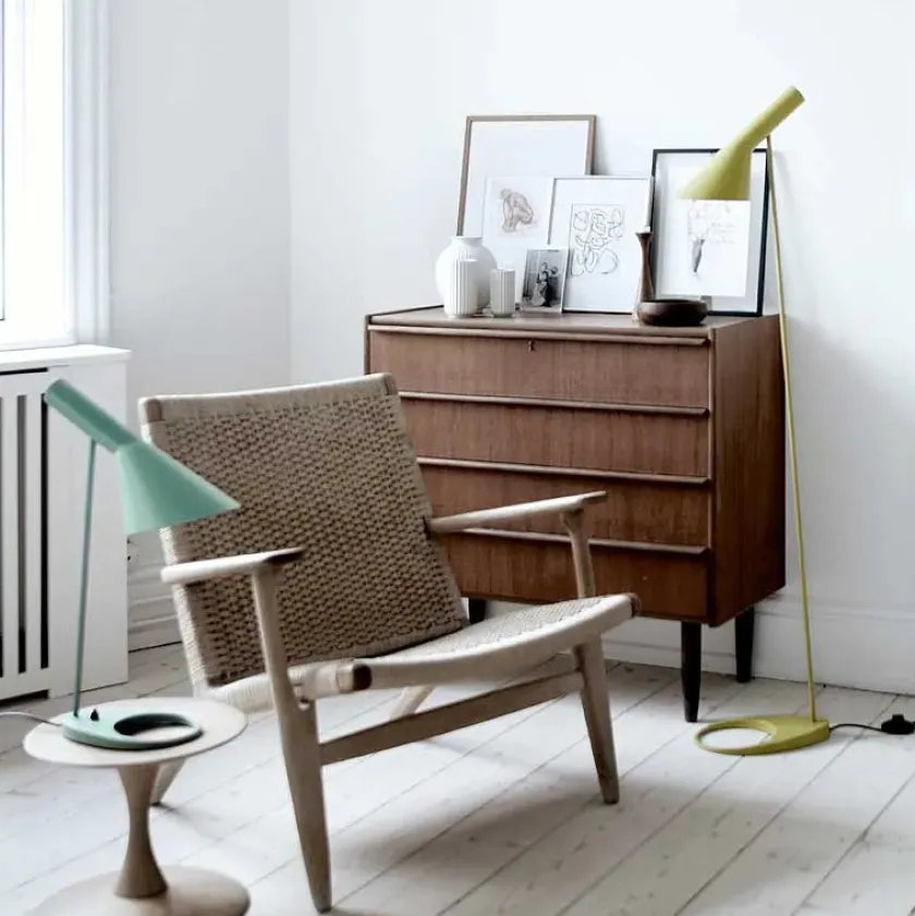 Louis Poulsen Gulvlamper|Spots<AJ Gulvlampe fra