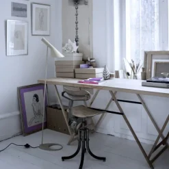 Louis Poulsen Gulvlamper|Spots<AJ Gulvlampe fra