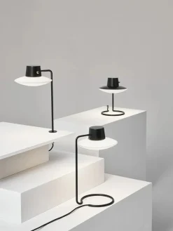 Louis Poulsen Spots<AJ Oxford 410 Bordlampe på pind fra