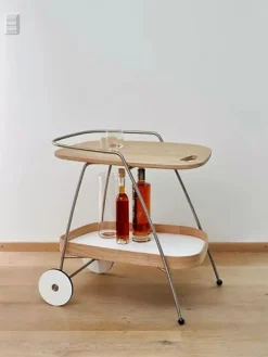 Naver Collection Rulleborde/Barvogn<AK 700 servervogn fra