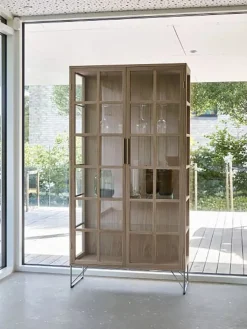 Naver Collection Vitrineskabe<AK 2780 vitrineskab fra