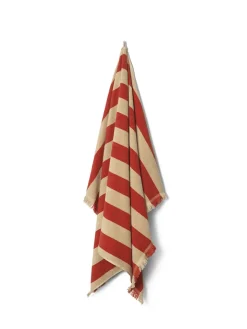 Ferm Living Badeværelsestekstiler<Alee Beach Towel, light camel/red fra