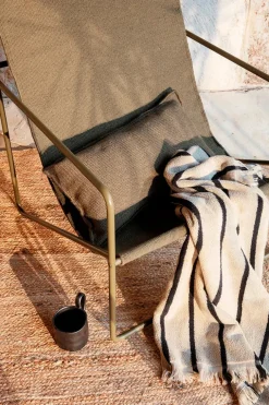 Ferm Living Badeværelsestekstiler<Alee Beach Towel, sand/black fra