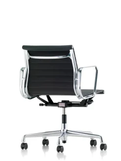 Vitra Kontorstole<Aluminium Chair EA 117 Kontorstol, sort læder fra