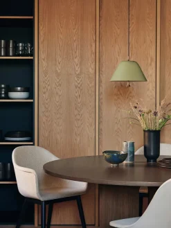 Audo Copenhagen Spiseborde<Androgyne Dining Table Ø120 natural oak, sand sten fra