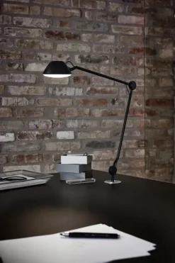 Fritz Hansen Skrivebordslamper|Spots<AQ01 bordlampe fra
