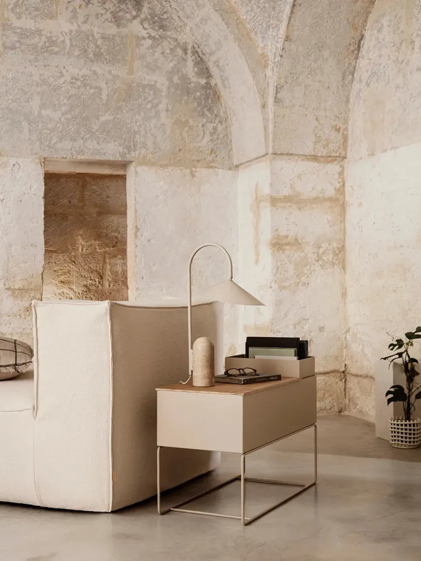 Ferm Living Spots<Arum bordlampe fra