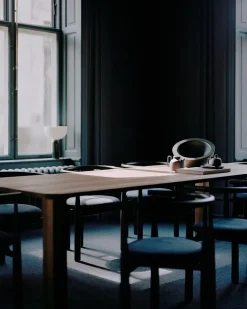 New Works Spiseborde<Atlas Spisebord 2500x950, Smoked Oak fra