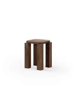 New Works Skamler<Atlas Stool, Smoked Oak fra