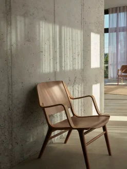 &Tradition Lænestole<AX HM11 Stol, eg/valnød fra