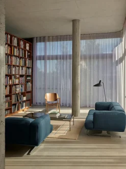 &Tradition Lænestole<AX HM11 Stol, eg/valnød fra