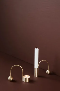 Ferm Living Lysestager<Balance Candle Holder fra