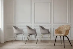 GUBI Spisebordsstole<Bat Spisestol, conic base fra